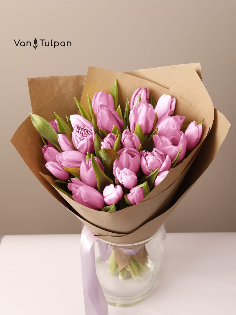 Букет из 17 розового тюльпана, крафт